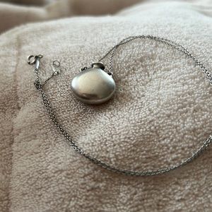 Tiffany Elsa Peretti pot necklace